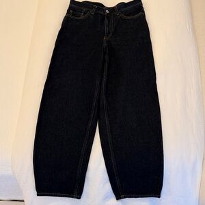 COS Tapered High Rise Ankle Length Jean